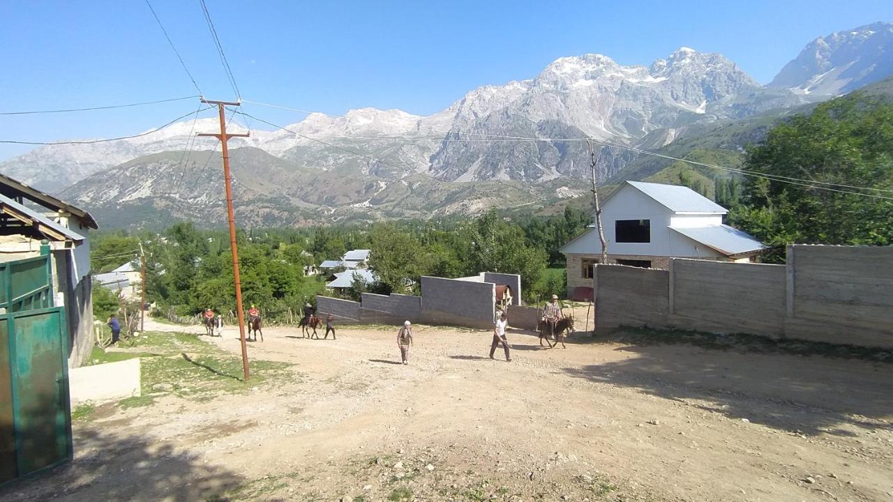 Panorama Hotel Arslanbob Exterior photo
